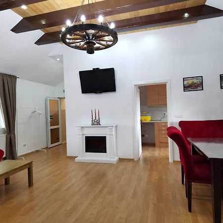 Apartament 2 camere - Casa Divertis Buzău Exterior foto